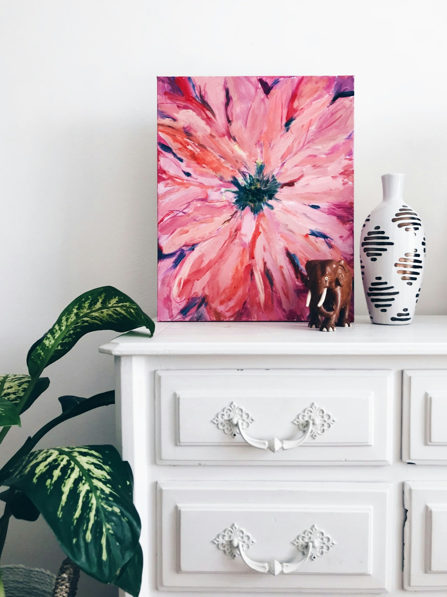 An Artistic Journey Through Ruihany’s Vision